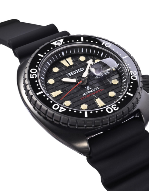 Load image into Gallery viewer, Seiko Prospex Thong Sia Exclusive SAMURAI BLACK LIMITED EDITION 200 m.- SRPH41 Automatic
