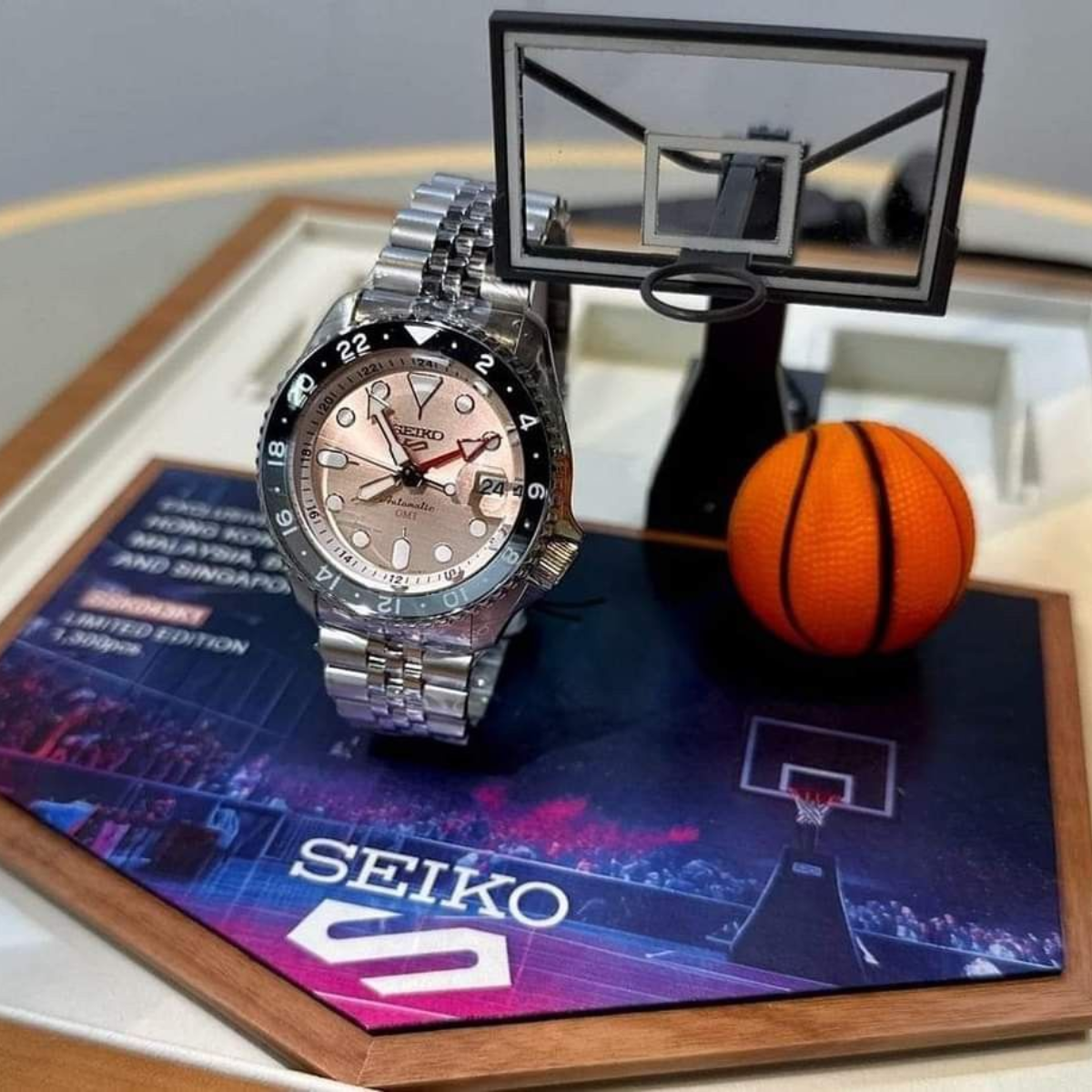 SEIKO 5 Sports GMT 'SLAM DUNK' SSK043 SSK043K SSK043K1 Thong Sia Limited Edition of 1,300 Pcs.