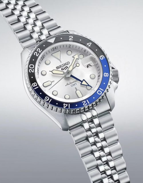 Load image into Gallery viewer, SEIKO 5 Sports SKX Series GMT SSK033 SSK033K SSK033K1
