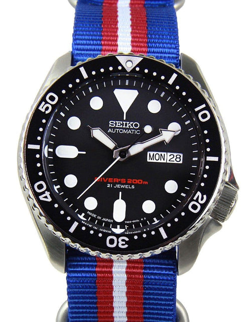 Load image into Gallery viewer, Seiko Automatic Analog Gents Watch with Extra Bracelet SKX007J SKX007J1
