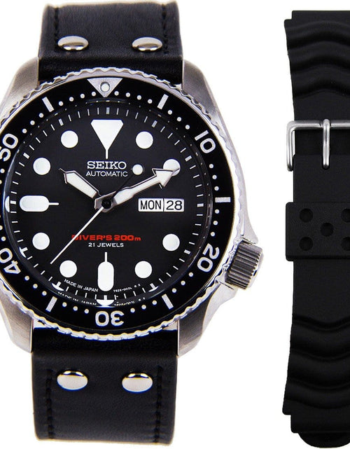 Load image into Gallery viewer, Seiko Mechanical Japan Watch SKX007 SKX007J1 with Leather Bracelet
