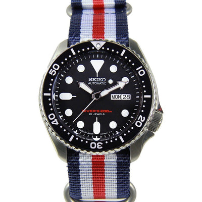 Seiko Automatic Gents Day Date Watch with Extra Strap SKX007J1 SKX007J