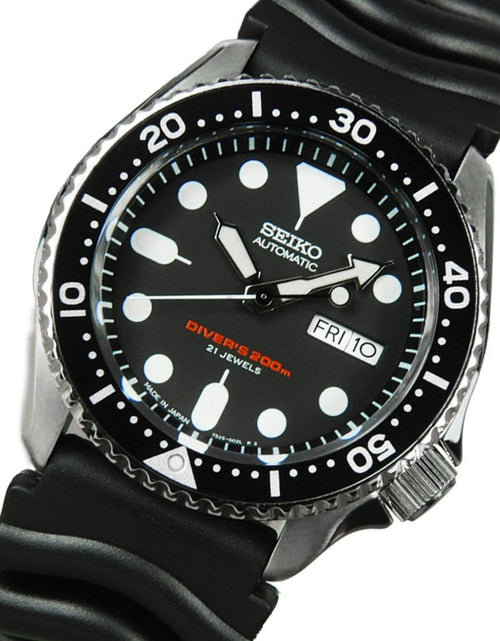 Load image into Gallery viewer, Seiko Automatic WR200M Gents Dive Watch w/ Extra Strap SKX007J1 SKX007J
