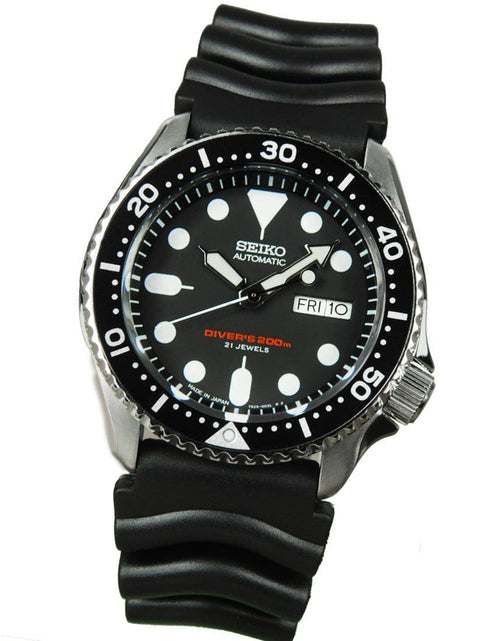 Load image into Gallery viewer, SKX007J SKX007J1 Seiko Automatic 21 Jewels Male Divers Watch with Extra Strap
