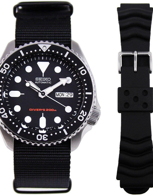 Load image into Gallery viewer, SKX007K1 SKX007K Seiko Automatic Black Dial Male Divers Watch with Extra Strap
