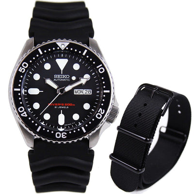 SKX007K1 SKX007K Seiko Automatic Black Dial Male Divers Watch with Extra Strap