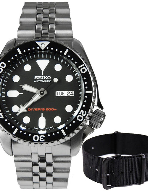 Load image into Gallery viewer, SKX007K2 SKX007 Seiko Automatic Analog Male Divers Watch with Extra Bracelet
