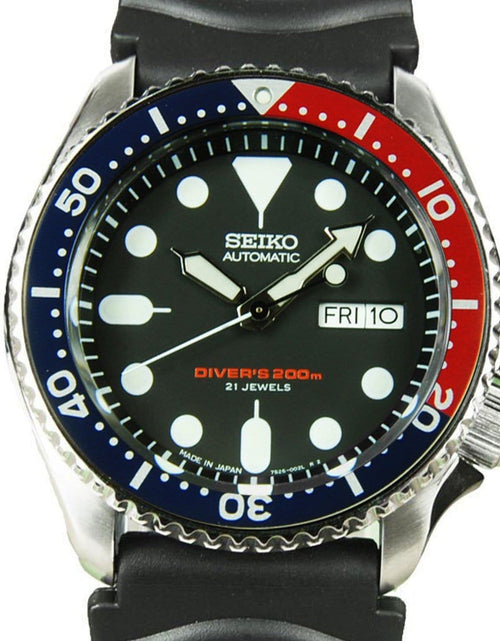 Load image into Gallery viewer, SKX009J SKX009J1 Seiko Automatic Analog Male Divers Watch + Extra Leather Rubber Strap
