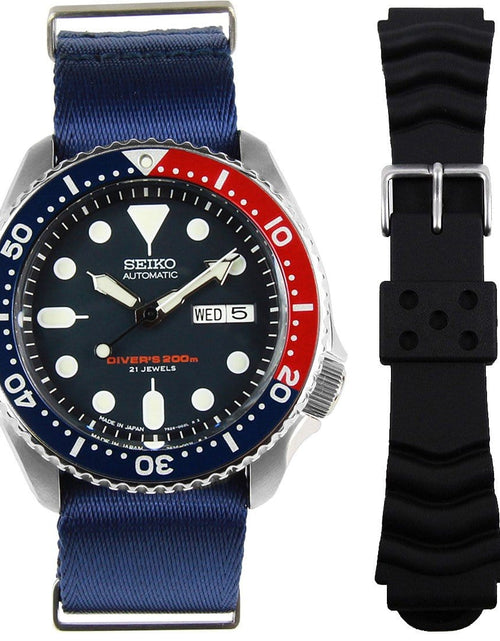 Load image into Gallery viewer, SKX009J SKX009J1 Seiko Automatic Made In Japan Mens Dive Watch with Extra Strap
