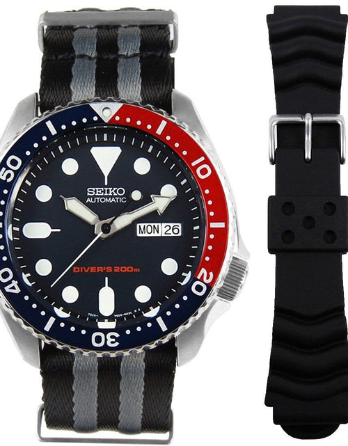 Load image into Gallery viewer, SKX009K1 SKX009K Seiko Automatic Day Date Mens Dive Watch with Extra Strap
