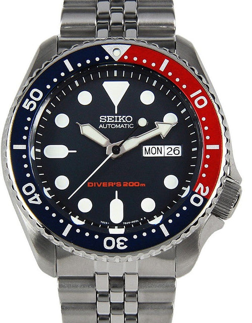 Load image into Gallery viewer, SKX009K2 SKX009 Seiko Automatic Analog Male Divers Watch with Extra Strap
