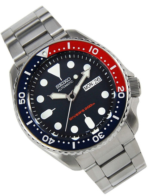 Load image into Gallery viewer, Seiko Automatic Oyster Stainless Steel Diving Watch SKX009 SKX009K2
