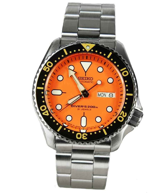 Load image into Gallery viewer, Seiko Automatic Oyster Dive Watch SKX011J1 SKX011
