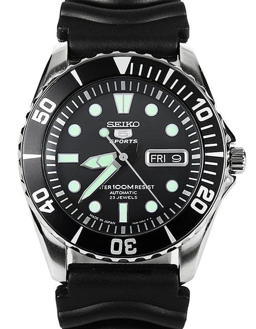 Load image into Gallery viewer, Seiko 5 Sports Automatic Rubber Dive Watch SNZF17J SNZF17J2

