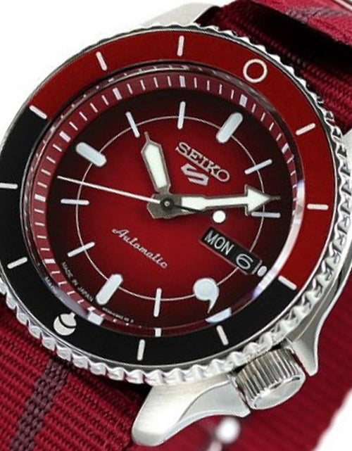 Load image into Gallery viewer, Seiko 5 Sports SRPF67K1 SRPF67K SRPF67 NARUTO &amp; BORUTO Limited Edition Automatic Watch
